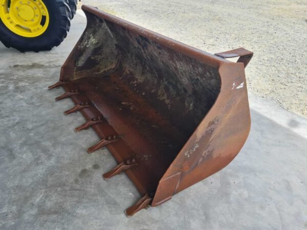 RIMAN EARTH BUCKET MOTOR CARRIER HITCH