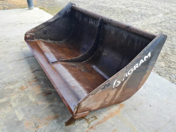 AGRAM 170CM RECOVERY BUCKET WITH FAUCHEUX HITCH