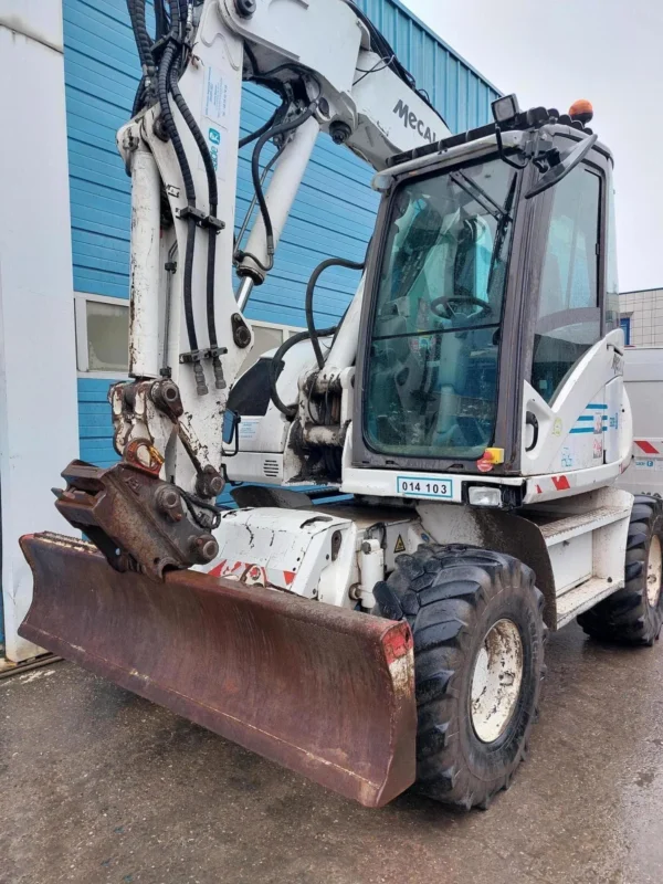 MECALAC 714MW Wheeled Excavator – 2012